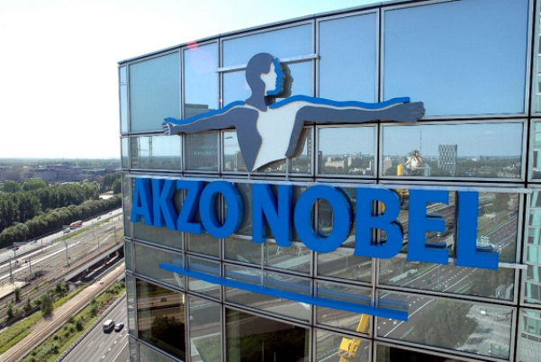 Компания AkzoNobel объявила о закрытии двух своих предприятий
