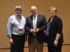 Исследователь из компании Аксалта получает престижную премию Джорджа Брюэра за заслуги перед индустрией электростатической покраски на конференции ИКОАТ16 в Орландо, штат Флорида